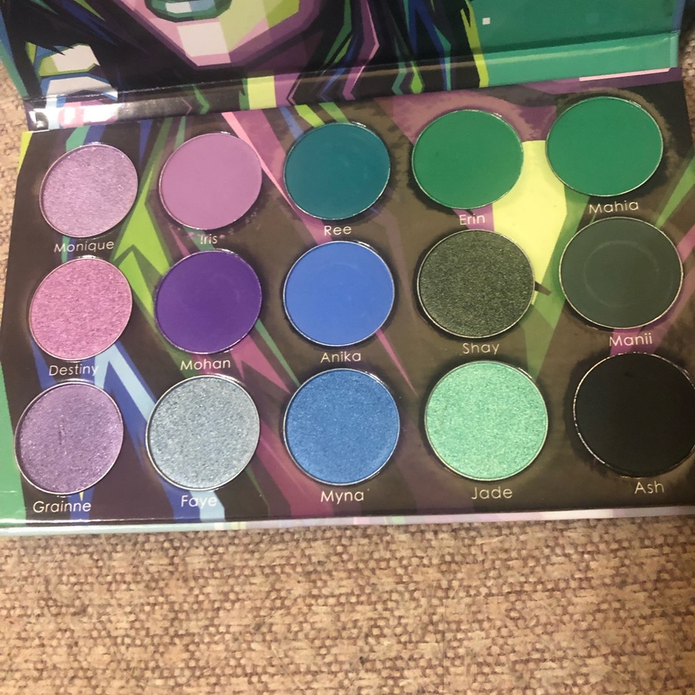 Blush Tribe Hasina 2 palette new!